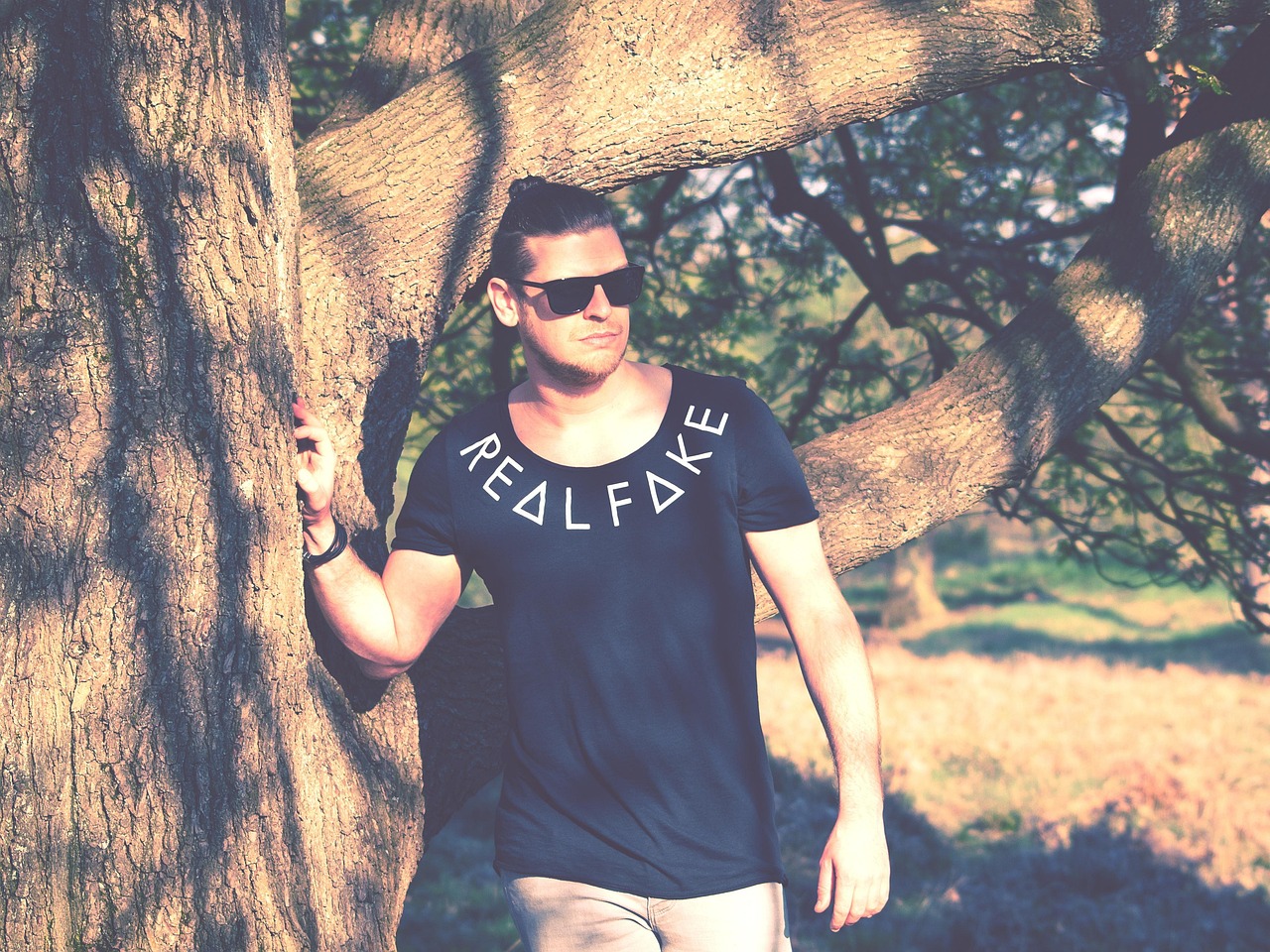 MC阿哲最新图片揭秘,魅力与影响力的探索