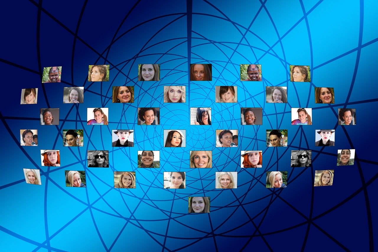 四月深度报道与公共服务创新,重庆电视台新闻频道聚焦时事热点