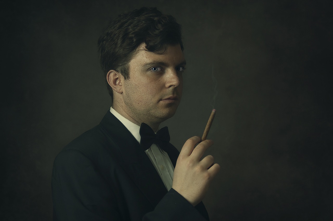 五月香港矮个子男演员的独特魅力展现