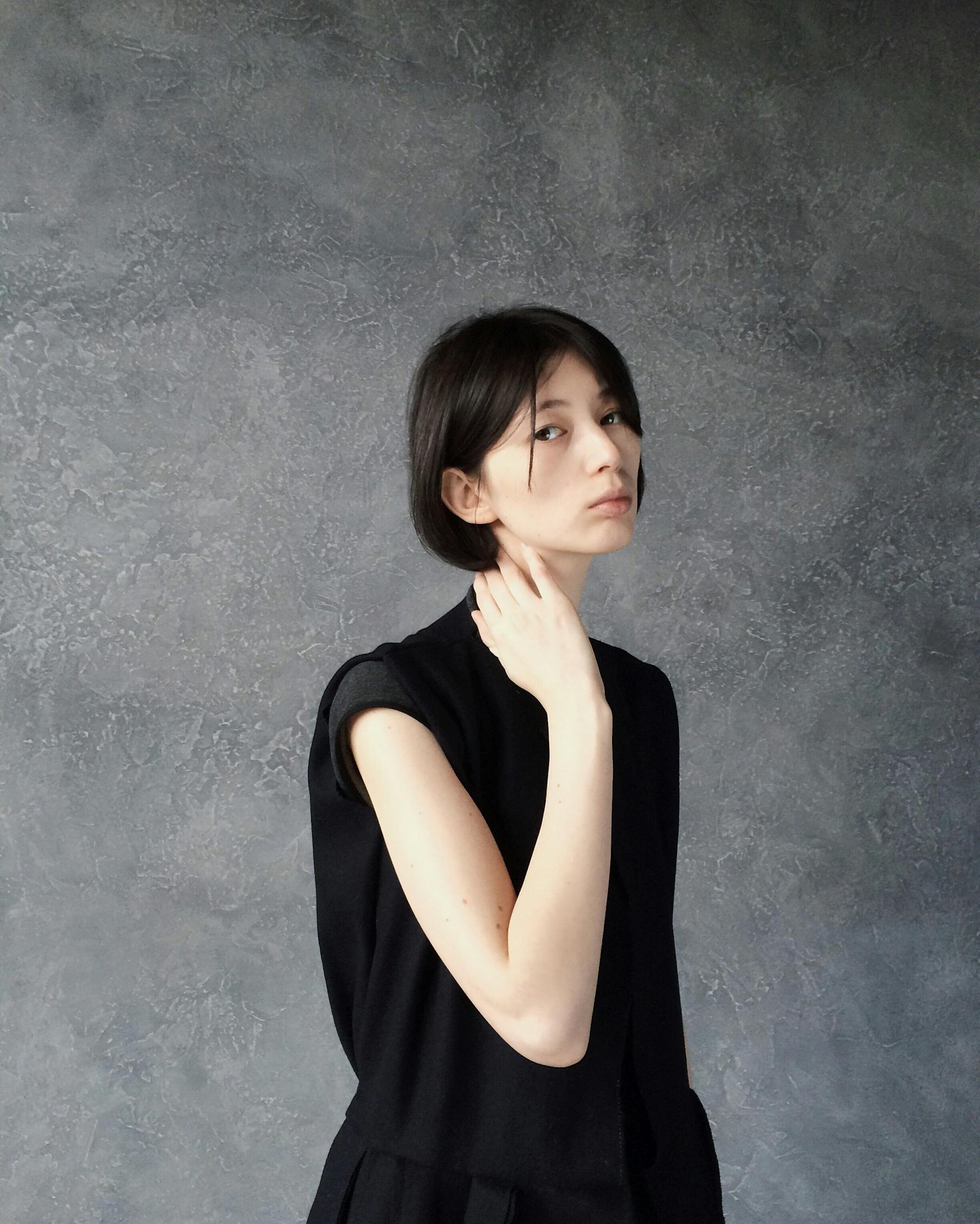 五月杨洋最新图片大全,魅力风采尽显,无限风采尽在眼前