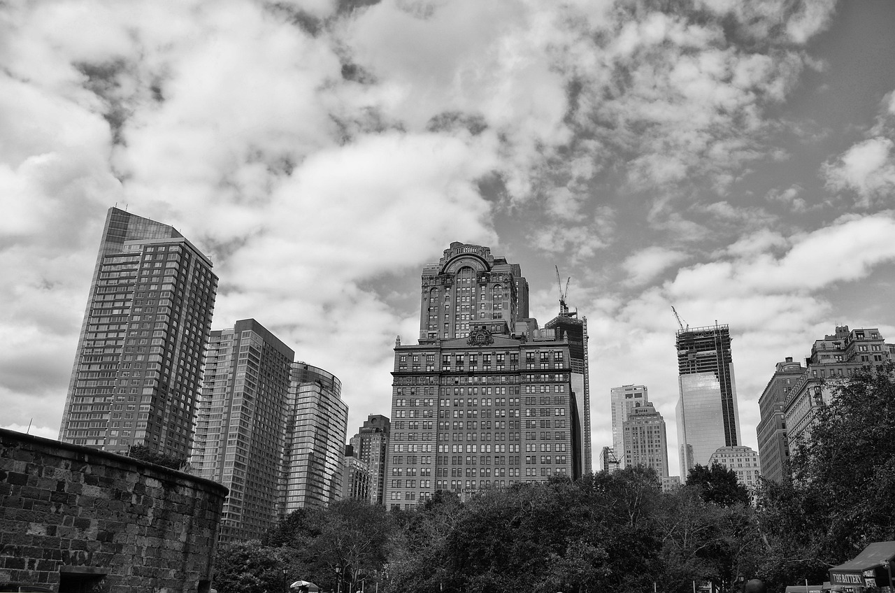 五月钢材行情预测与走势深度解析