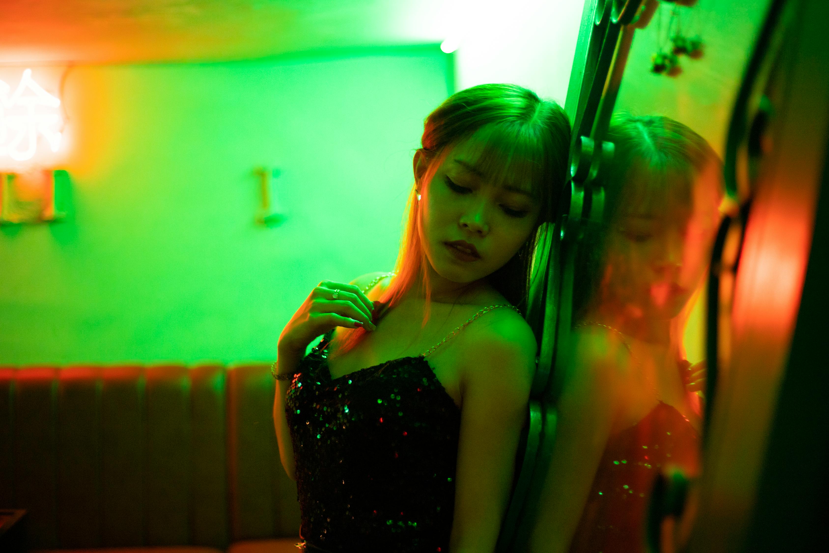 五月色丝吊探索时尚新潮魅力,最新流行趋势揭秘